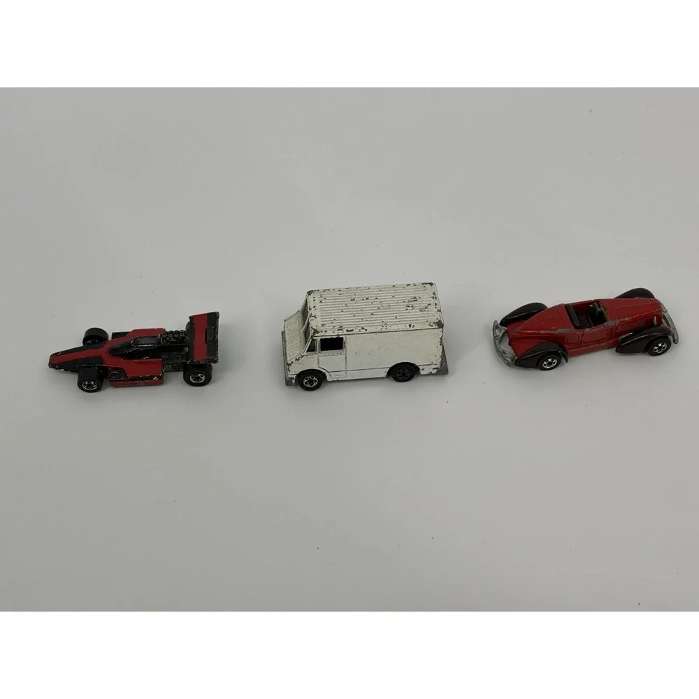 Vintage Hot Wheels Lot of 3 Cars Formula 5000 Auburn 852 and Van